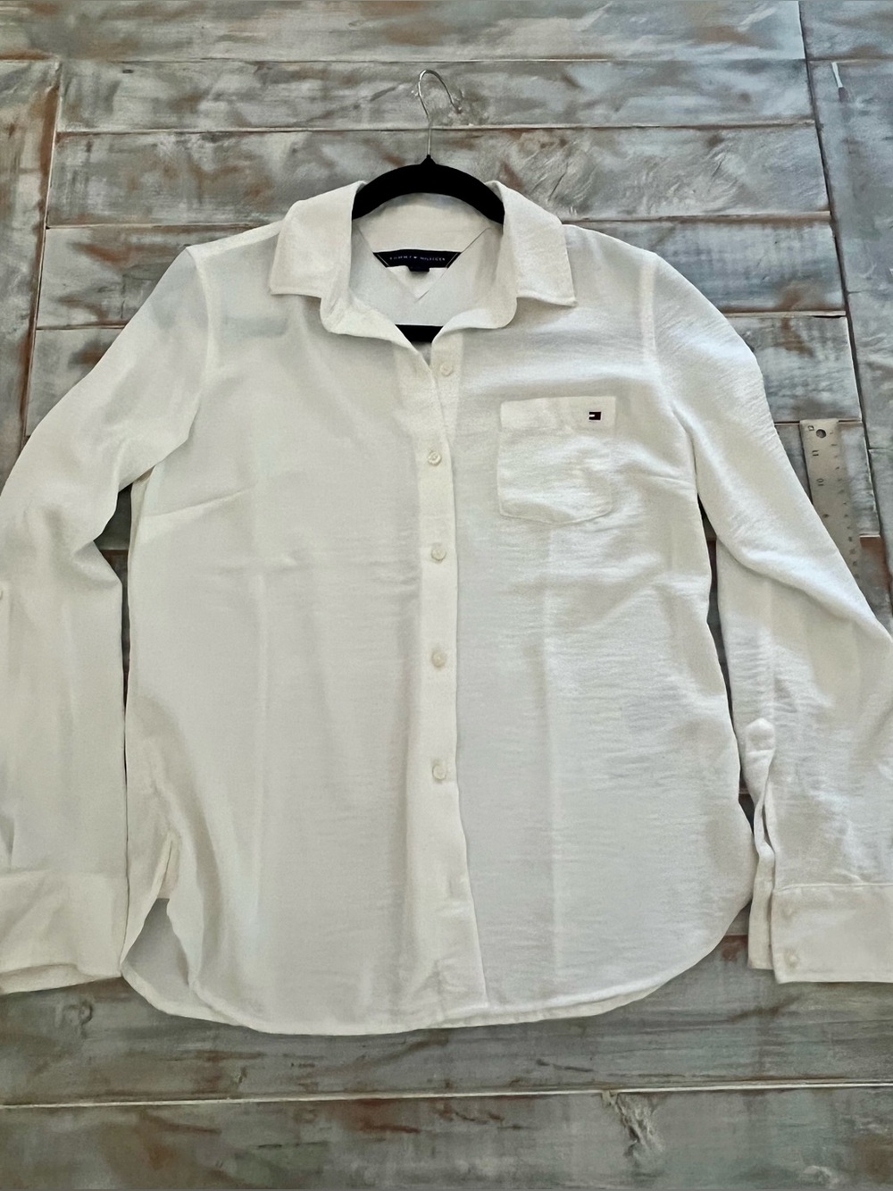 Tommy Hilfiger Men's White Button-Down Pocket Shirt